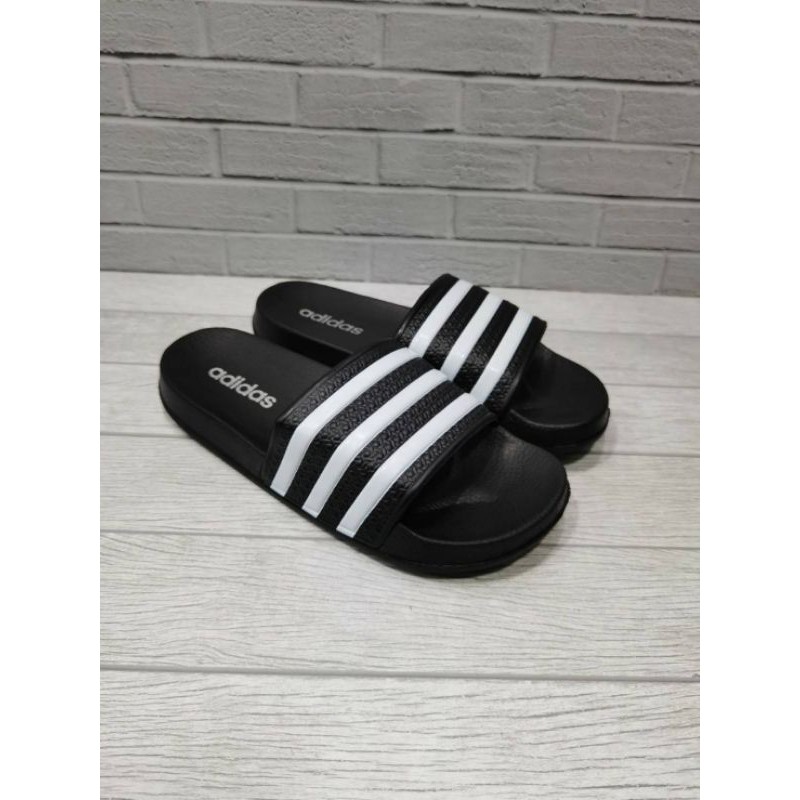 Sendal Slide adidas adilette hitam putih