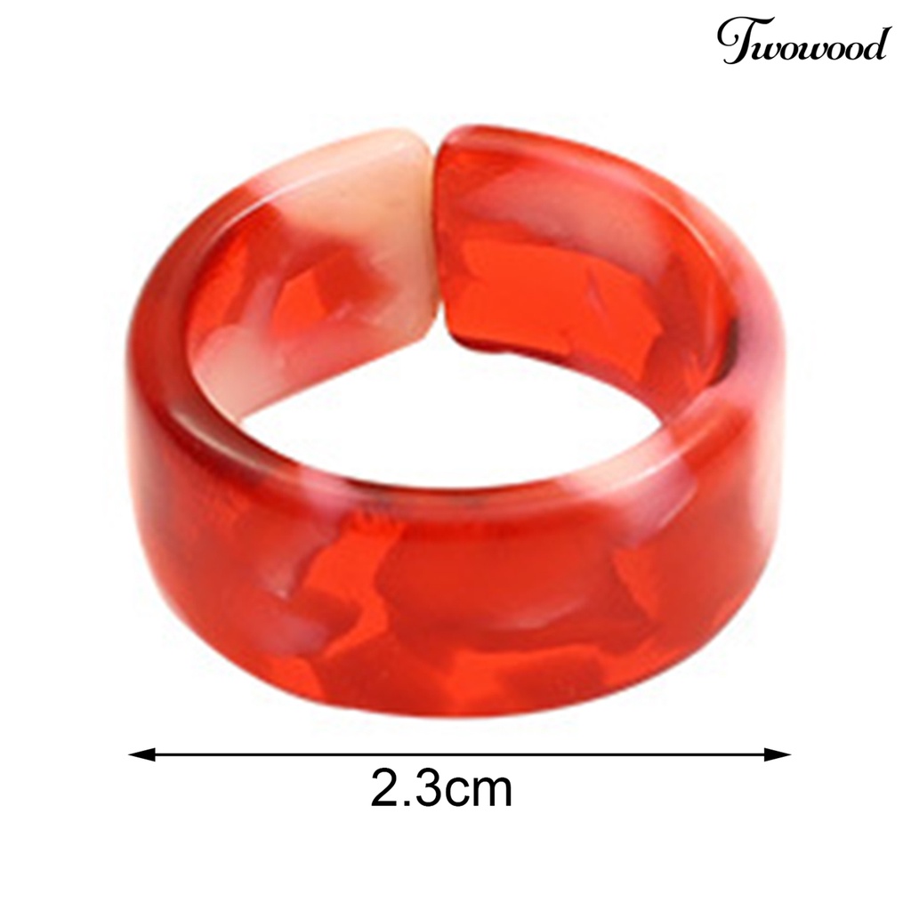 1 Set Cincin Sturdy Bahan Resin Untuk Pasangan