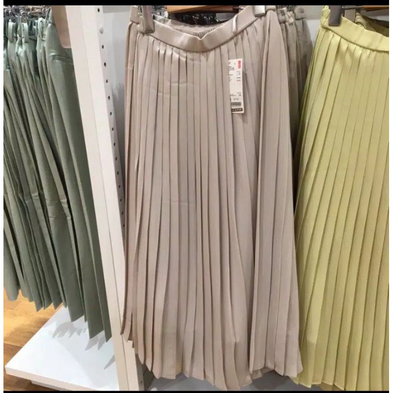 Rok Uniqlo Plisket Sifon pleated sale size M (original)