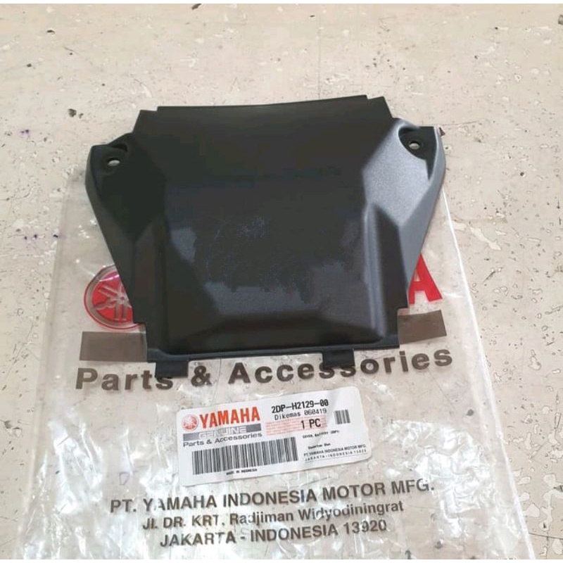 cover batry tutup aki yamaha nmax old  ori yamaha