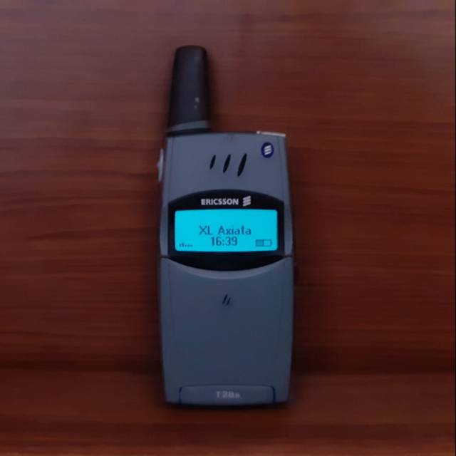 HP Jadul Ericsson T28 Atau T28s Lipat Antena Mulus Siap Pakai Not T39 or T28 or T10