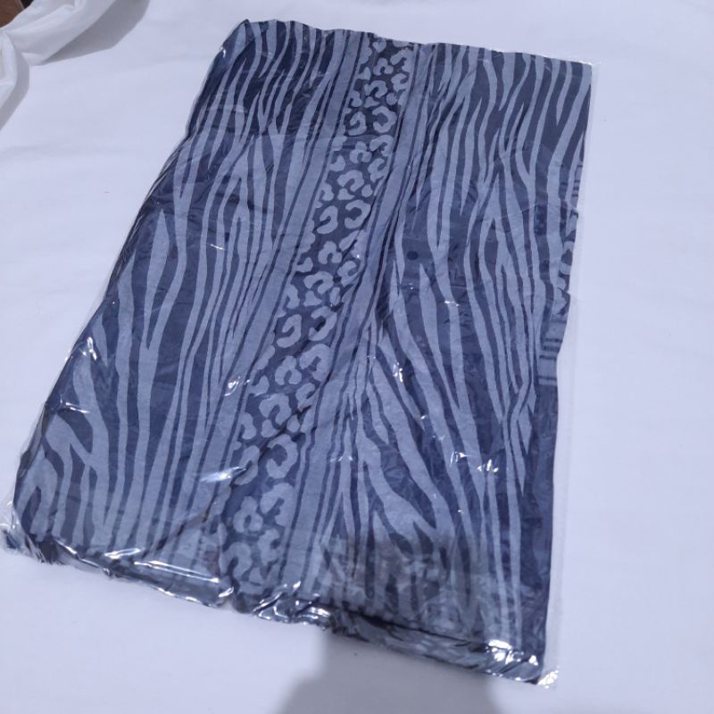 PROMO HANYA HARI INI!!!CASHMERE SYAL/SCARF MOTIF-K