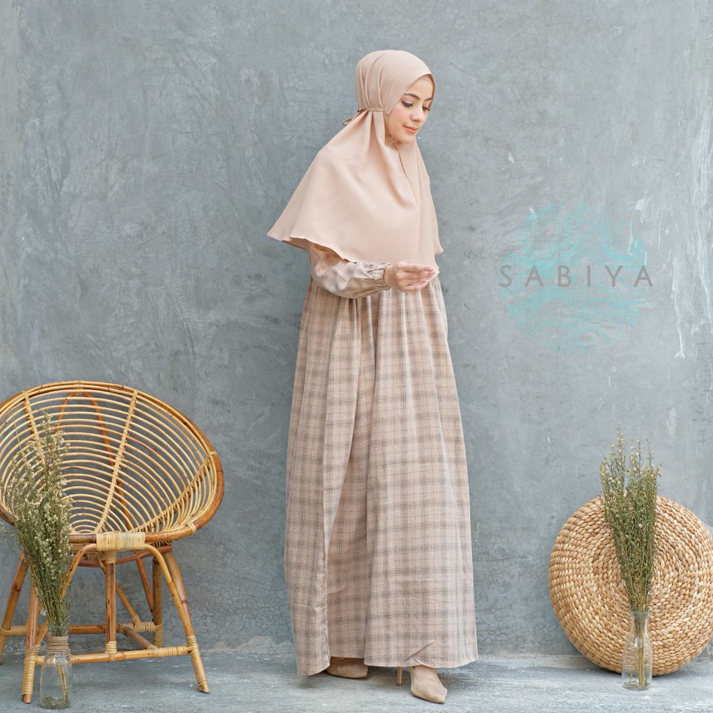 Gamis Almeera Dress Busui Katun Madina Motif Kotak Adem