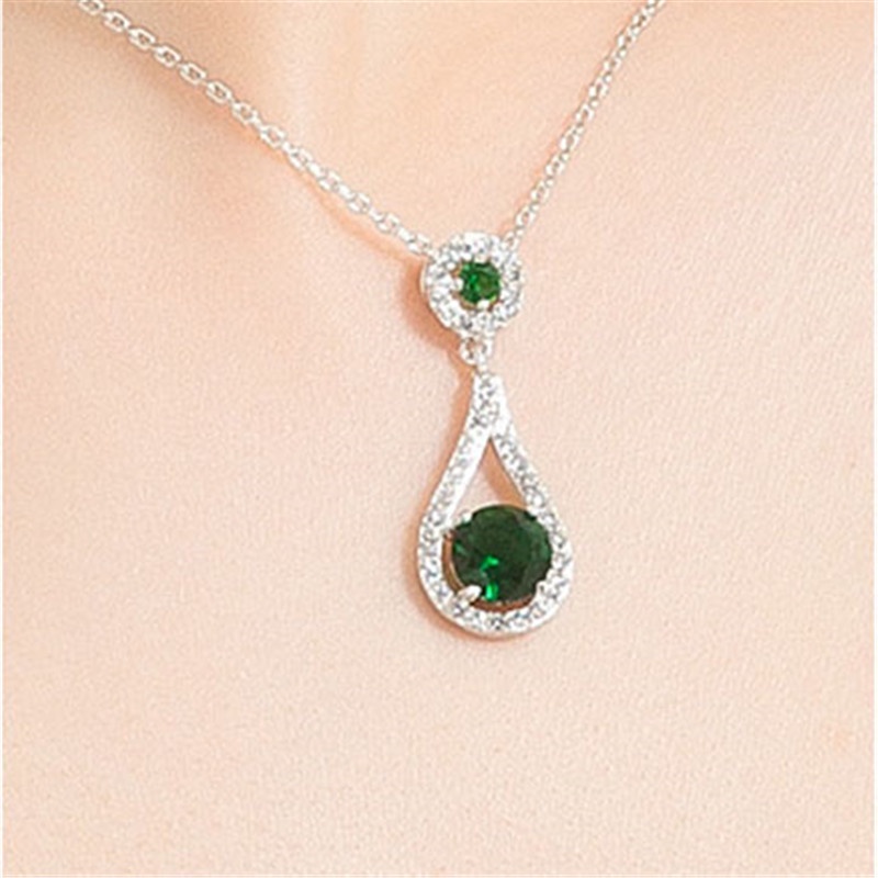 [Ready Stock]Fashion Inlaid round Diamond Pendant Elegant Water Drop Full Diamond Necklace