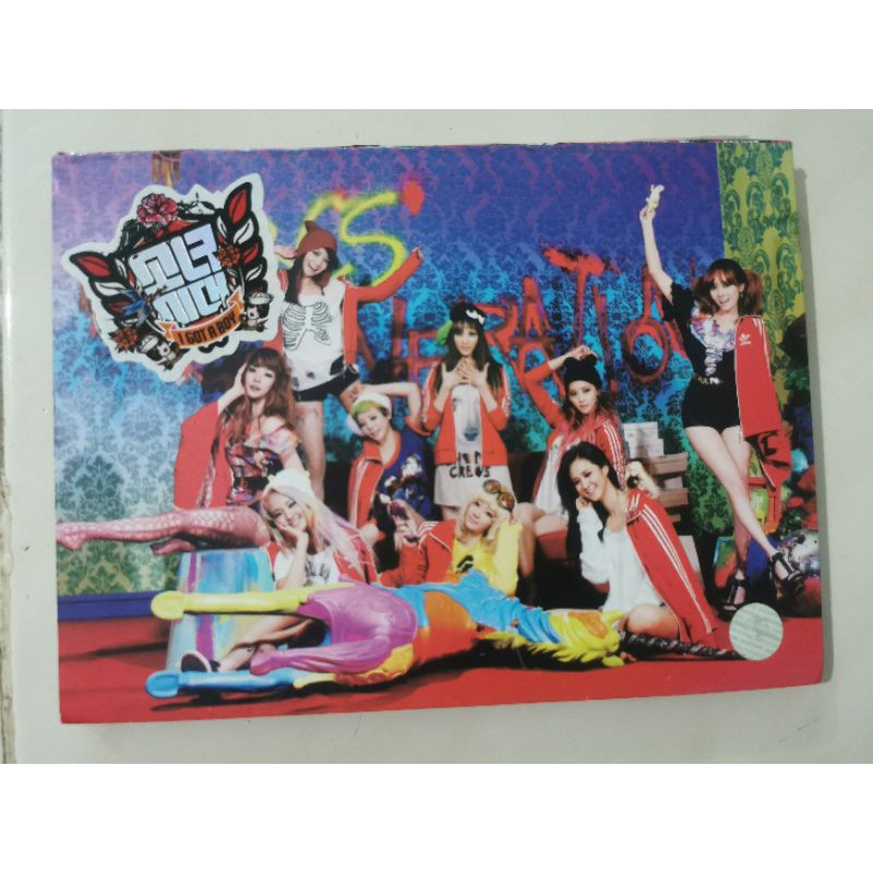 GIRLS GENERATION SNSD ALBUM