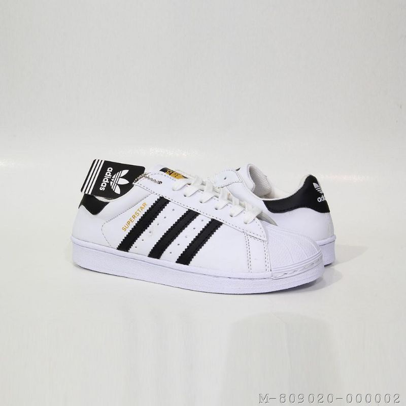 superstar sneaker