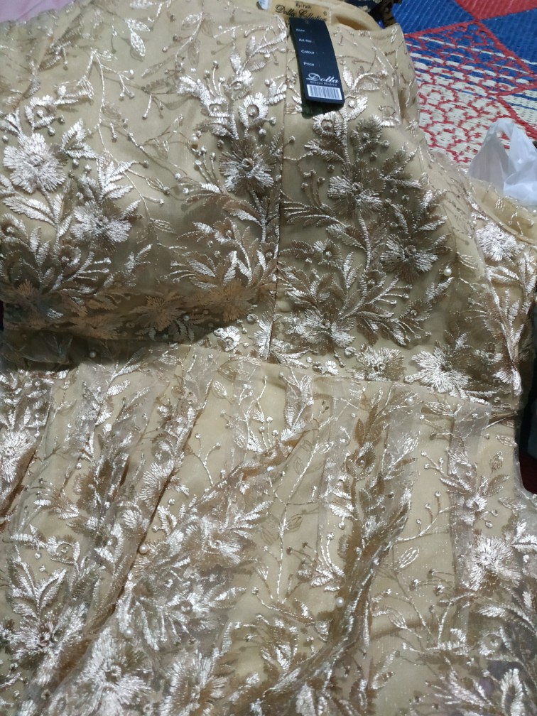 Couple Kebaya Rok Kemeja Motif Pradaa Gold