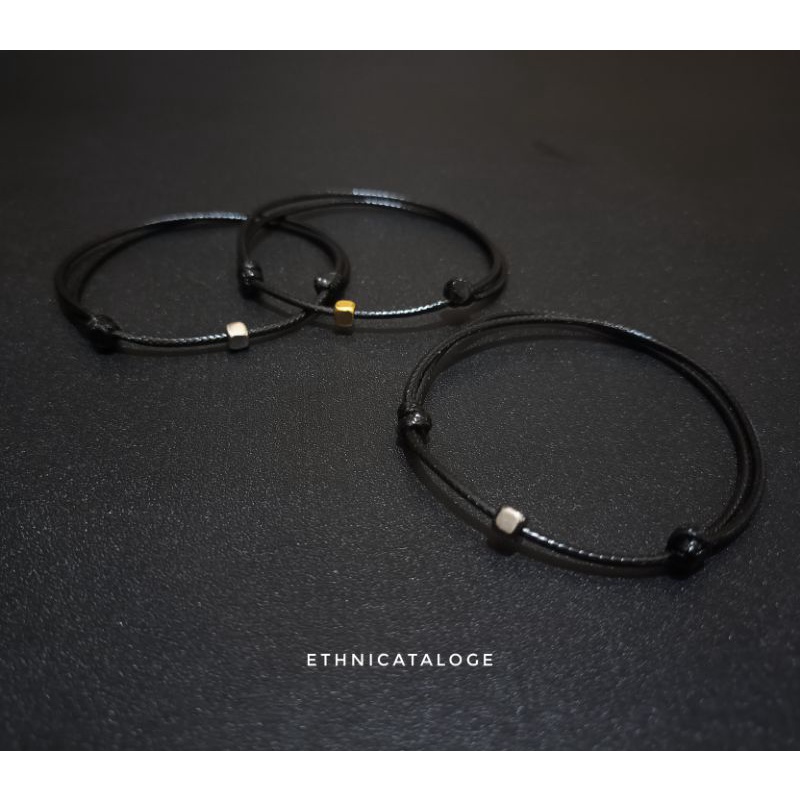 gelang tali hitam adjustable slide simple cube / gelang tali pria wanita / simple rope bracelet