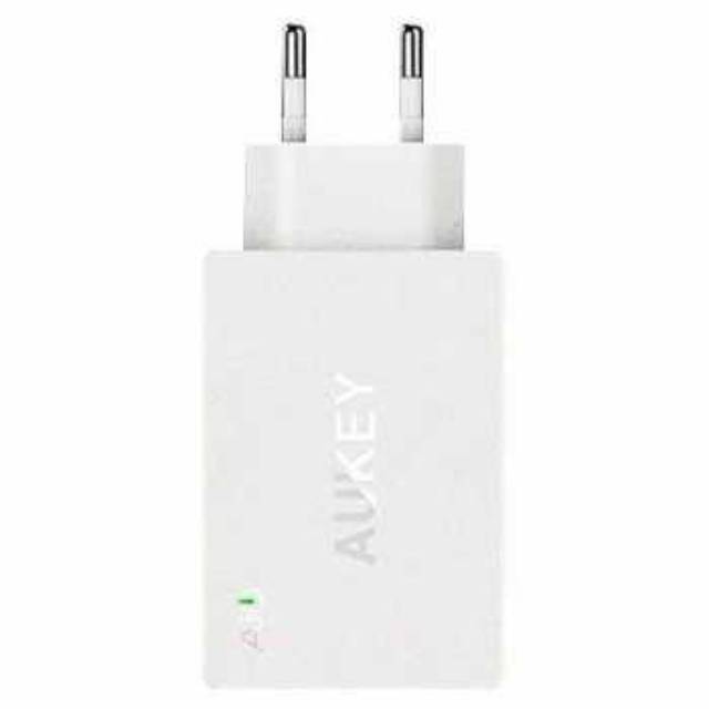 Aukey Charger USB 2 in 1 USB Type C Quick Charge 3.0 - PA-Y2