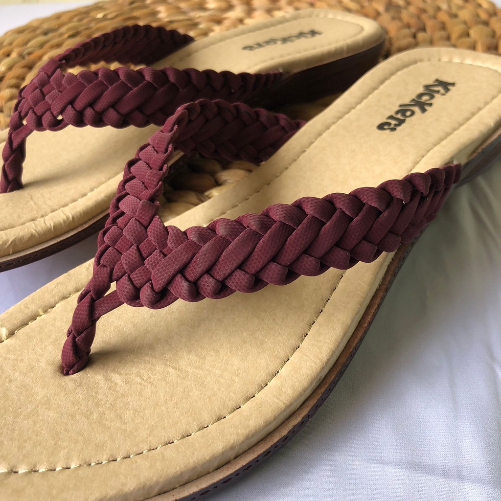 (HARGA PROMO = PACKING TANPA KARDUS)SANDAL JAPIT KELABANG 1 SENDAL JEPIT  Sandal Jepit Wanita Termurah Limitless Sendal Wanita Japit Kekinian Sandal Cewek Rumah Santai  Sandal Wanita warna warni Flip Flop Sandal Terbaru - Sandal Jepit Wanita Polo