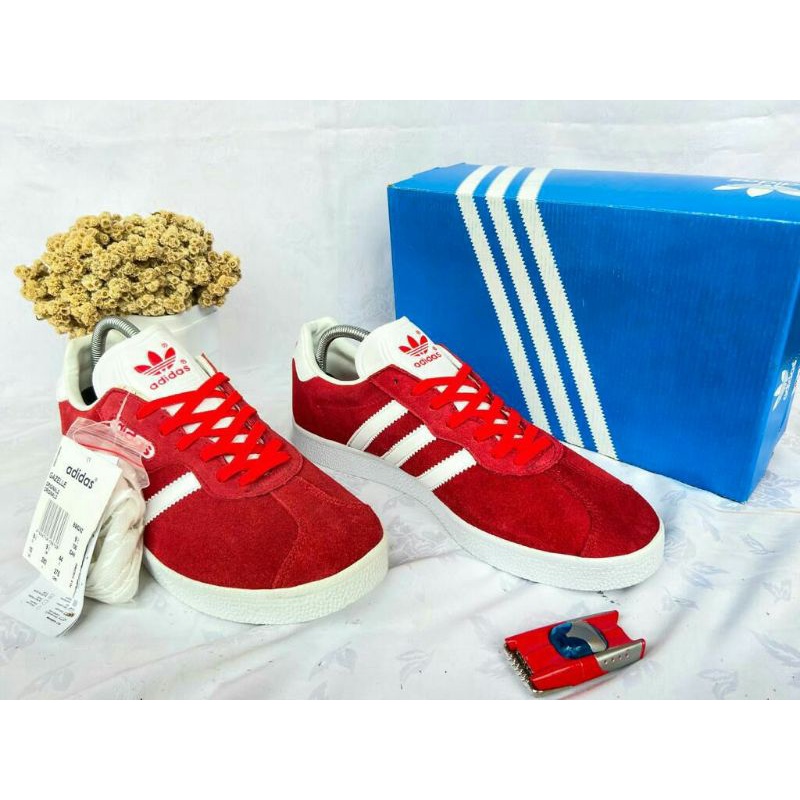 Adidas Gazelle super maroon white
