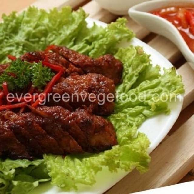 

Daging Merah (Cha Sio) Vegetarian 450g / Daging BBQ / Vege BBQ Pork / 素叉燒