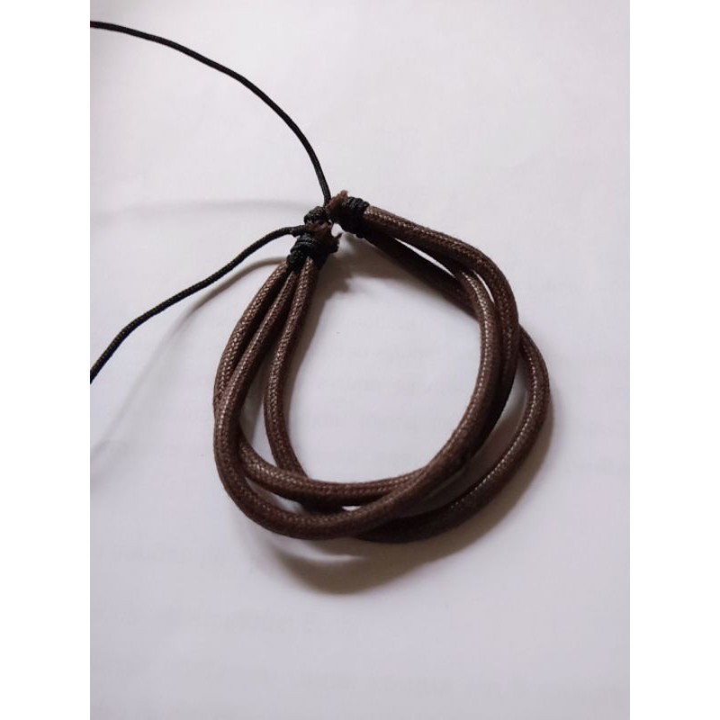 Gelang tali coklat
