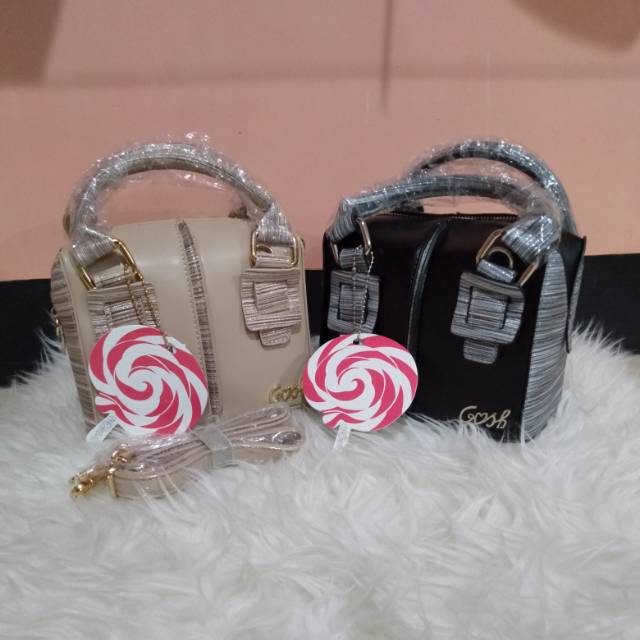 Tas selempang Gosh