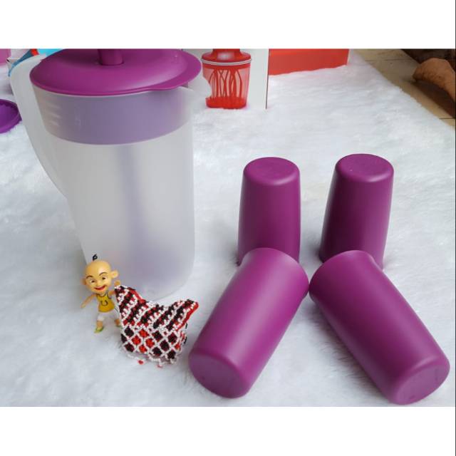 Tupperware Beverage Set