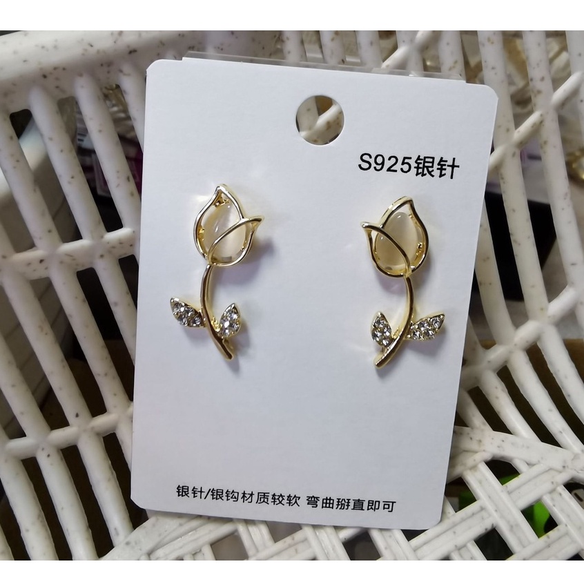 Anting Stud S925 Silver Needle Bentuk Bunga Tulip Untuk Wanita