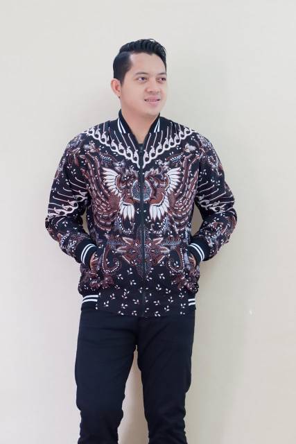 Jaket batik lapis furing ori solo sragenan motif baru