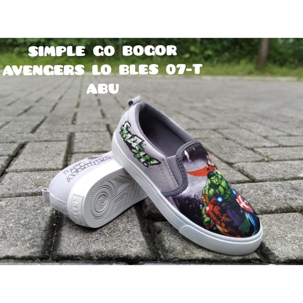 SEPATU ANAK TK-SD GAMBAR AVENGERS TERBARU SIZE 32-35