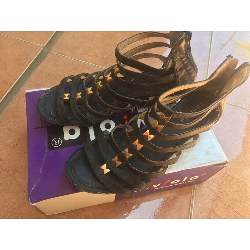 Preloved Sepatu Gladiator Laviola Hitam