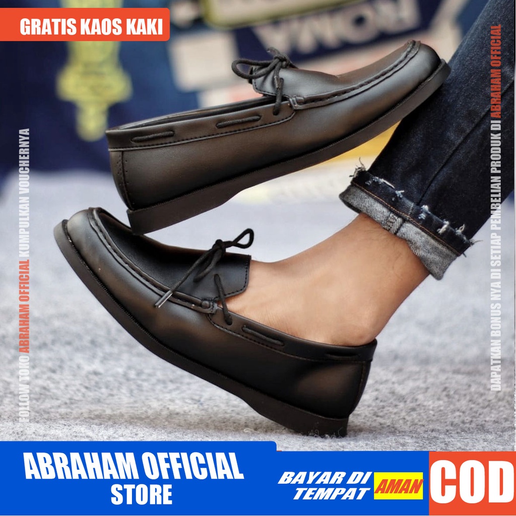 ABRHM X ELDER Casual Slip On Sepatu Kasual Pria Cowok hitam kulit Syntetik Sepatu Kasual Slop Anti Slip Semi Formal Kerja Kuliah Gaya Santai Keren Kekinian Original Murah Terlaris