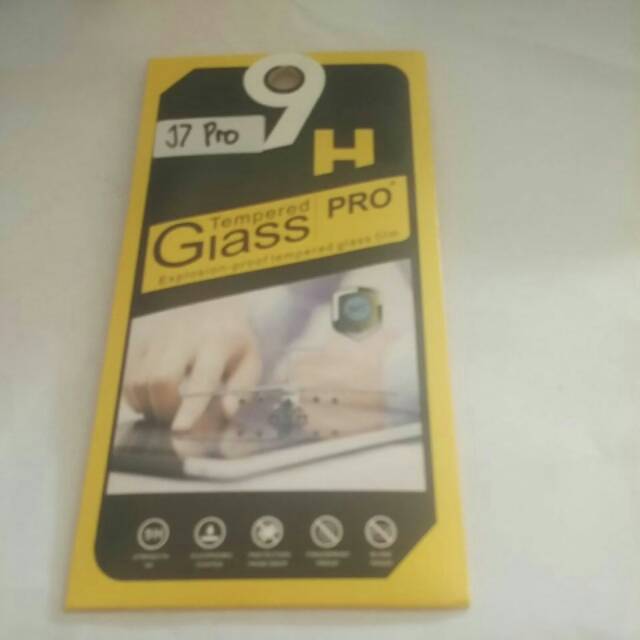 Tempered glass J7 pro
