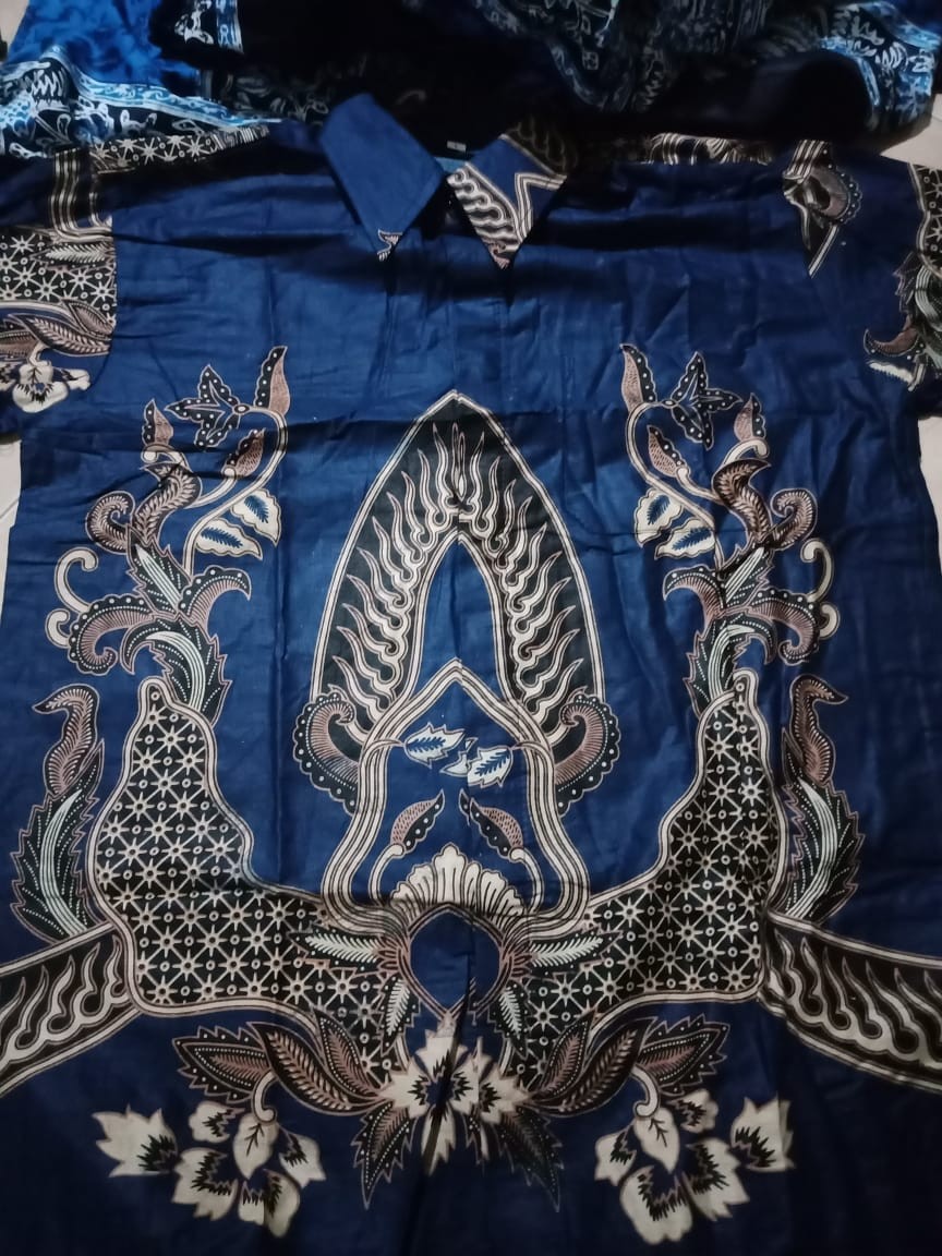 Kemeja Batik Pria Lengan Panjang Batik Azmil Hrb026 Motif Keratonan Kode 002 Size M L Xl Xxl Reguler