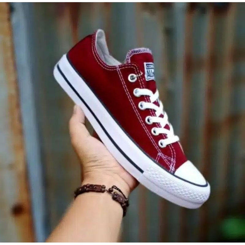 Sepatu Convers allstar clasik low Termurah Tanpa box-Maroon