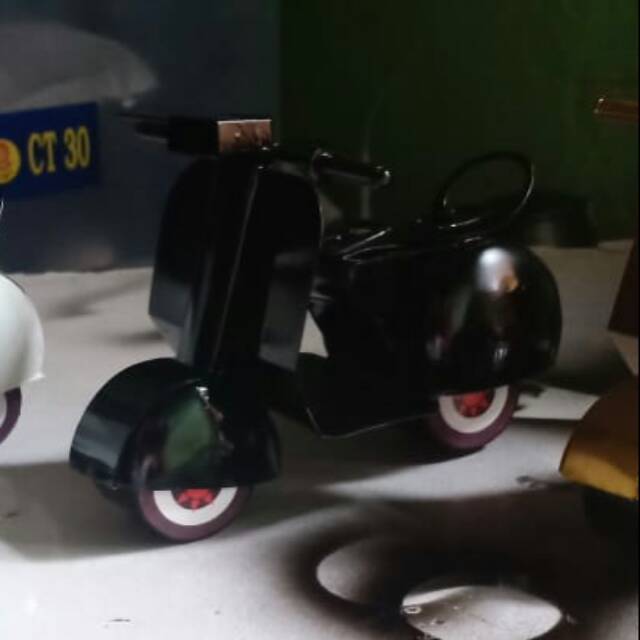 Miniatur vespa
