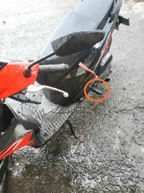 Footstep Foot Step pilion Bastep Pijakan Kaki Belekang Beat Fi Vario 110 Vario 125 Vario 150 Specy Blade 125 Revo Absoulte 1set Kiri|Kanan Original