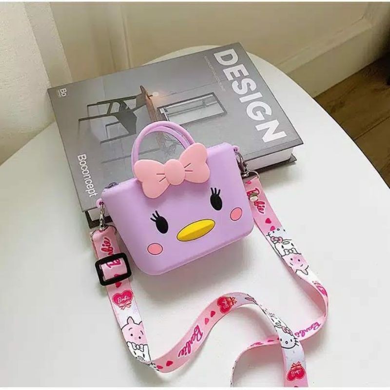 family games TAS JELLY KARAKTER SILICONE SELEMPANG barbie desy duck