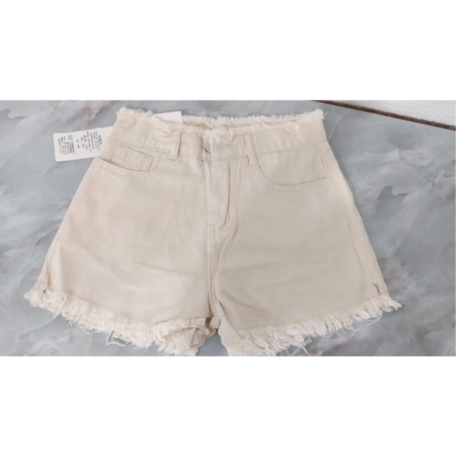 HUES.ID Celana Pendek Jeans Wanita Sobek Hotpants Jeans Ripped 4069 -2