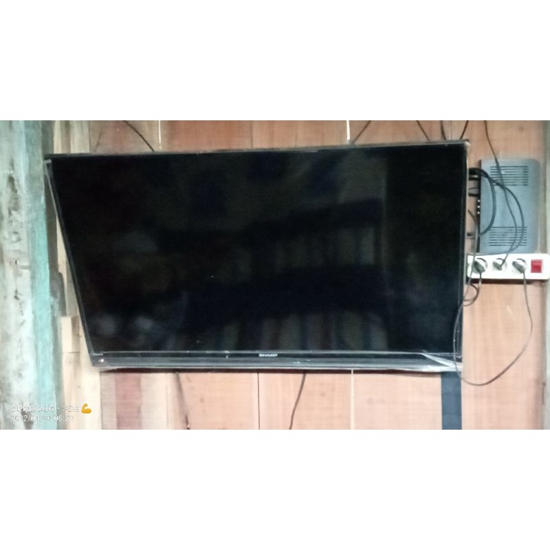 Tv led SHARP AQUOS 40inc "Beloved"
