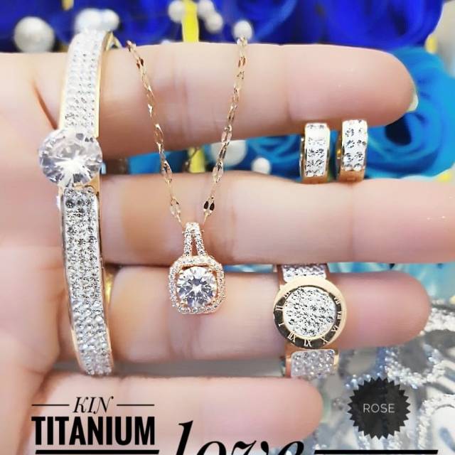 Titanium set perhiasan 1532k