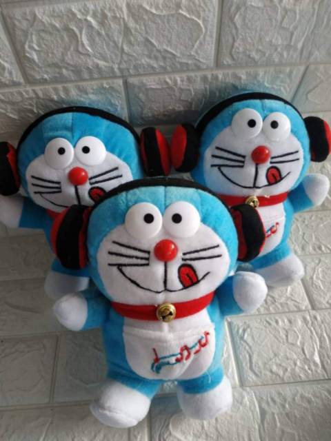 Boneka doraemon SNI