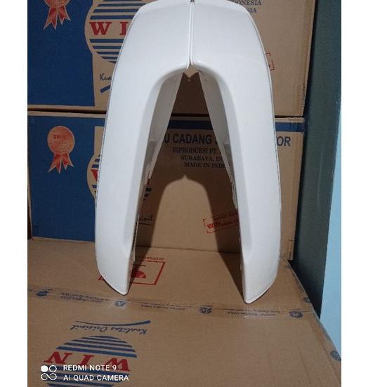 ヤマ Sayap honda astrea grand legenda putih  merk strong & WIN ANTI  ngincupp Terbaru