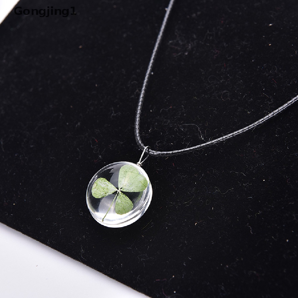 Gongjing1 Kalung Rantai Dengan Liontin Daun Clover Shamrock Hijau Untuk Wanita