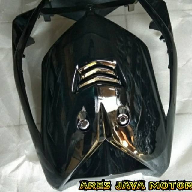 Tameng depan hitam beat karbu