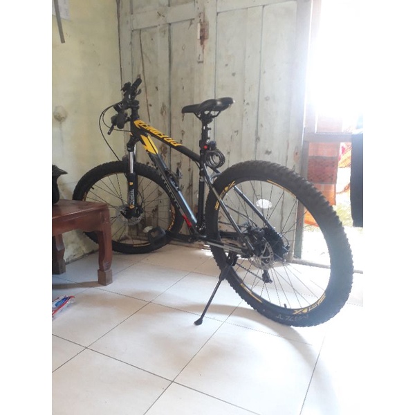 sepeda polygon premier 5 2022