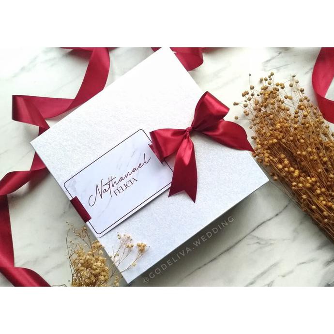 

Kotak Kado Premium / Gift Box Multifungsi/ Kotak Hadiah Tokotaraka94