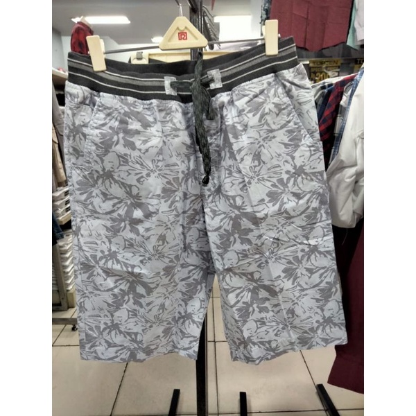 Celana pendek pria brand Top ten
