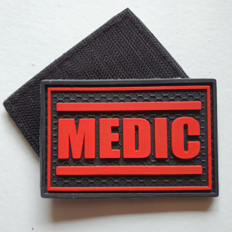 patch rubber logo tulisan medic dasar hitam / tempelan emblem karet velcro