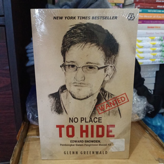 *JHP* BUKU NO PLACE TO HIDE - GLENN GREENWALD