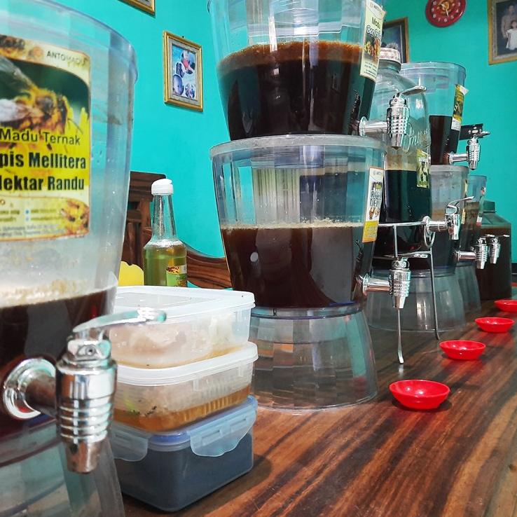 

ANTO MADU HITAM DAN MADU TERNAK 500 ML | ANTO MADU MAGELANG PA97 (Murah Banget)