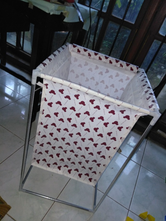 Keranjang Cucian Stand Laudry Bag Berdiri Tempat Cuci Baju Kotor Pakai