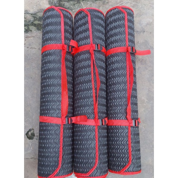 MATRAS CAMPING TEBAL SIZE 200x60CM MERAH / MATRAS OLAHRAGA / TIKAR CAMPING /MATRAS CAMPING / MATRAS 