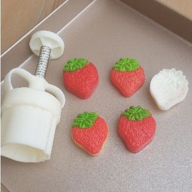 cetakan nastar taiwan Jumbo strawberry press 30gr cookies cutter cake mould stroberi