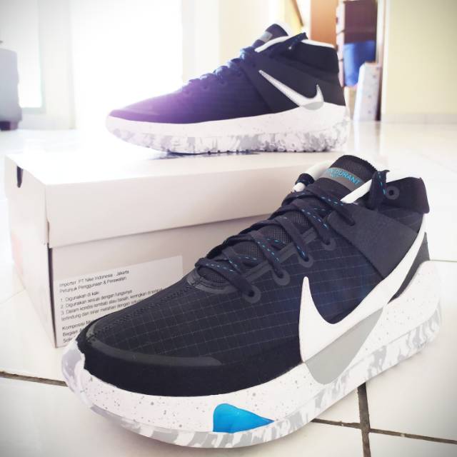 Nike Air Zoom Kevin Durant KD 13 Original. Size US 8.5 / EUR 42