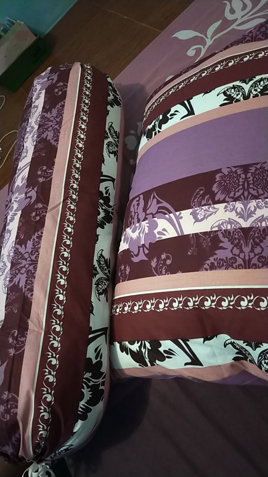 Kintakun Beglance Set 1 Bantal Kepala + 1 Guling - Putih