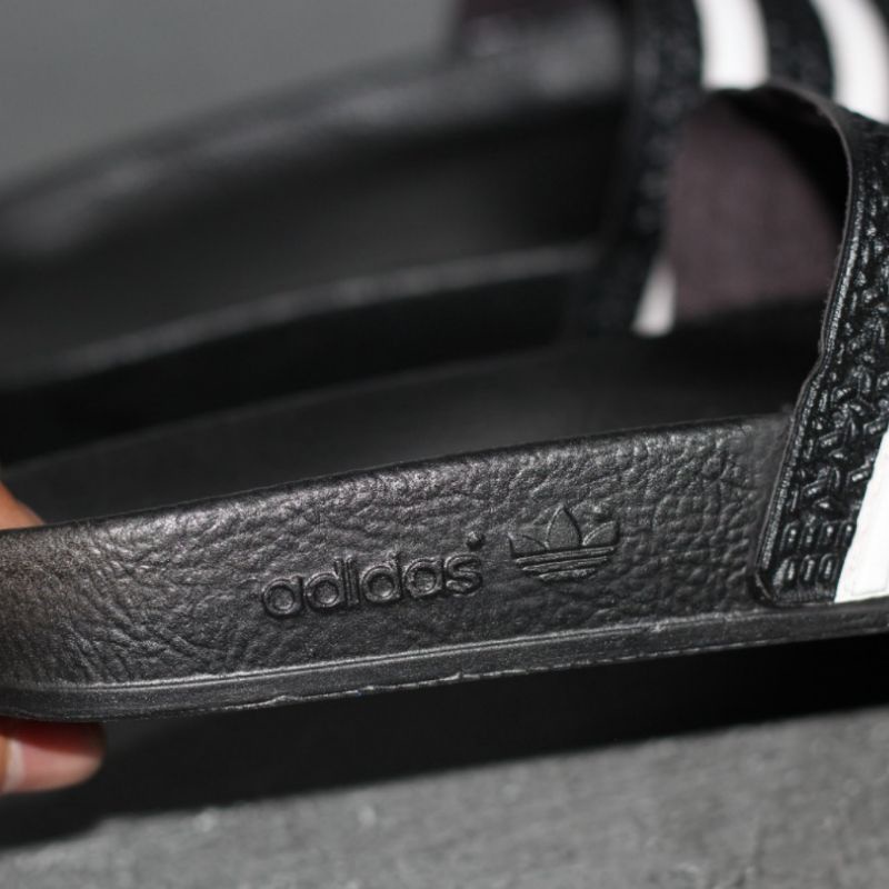 Sandal slide pria Sandal slop Sandal ADS ADILETTE ORIGINAL FULL TAG MADE IN ITALY-7