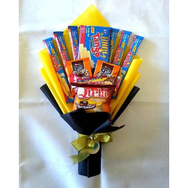 

Buket Snack / Buket Coklat / Buket Wafer Tanggo Mix
